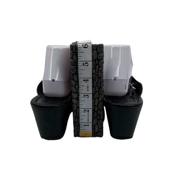 Cole Haan Bronze Metallic Criss Cross Strap Thong Wedge Sandals Size 11 Women’s - Picture 9 of 10